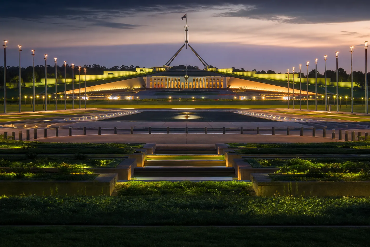 Editorial city guide graphic for Gamdom Casino readers in Canberra, ACT